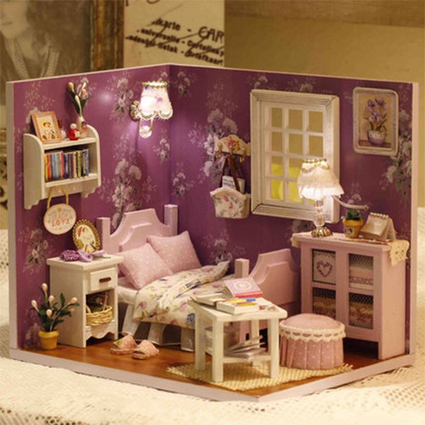 Dolls house  Doll house, Dolls house interiors, Miniature rooms