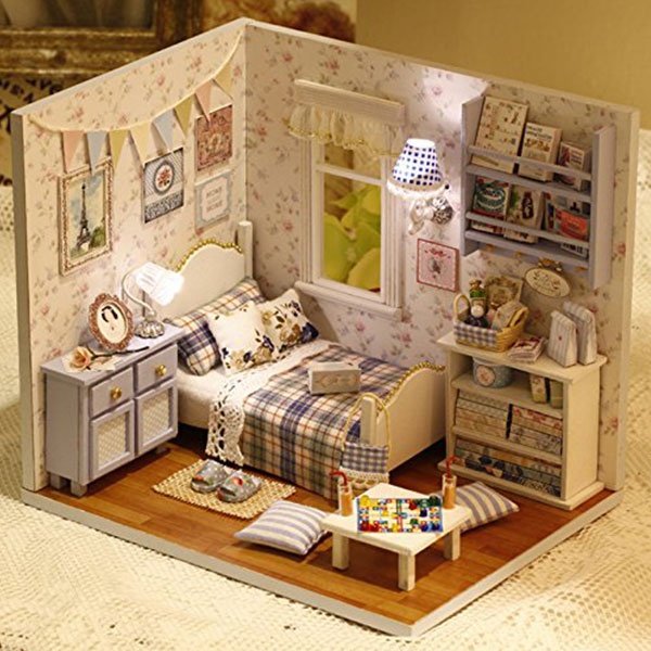 Miniature DIY Dollhouse Kit - ApolloBox