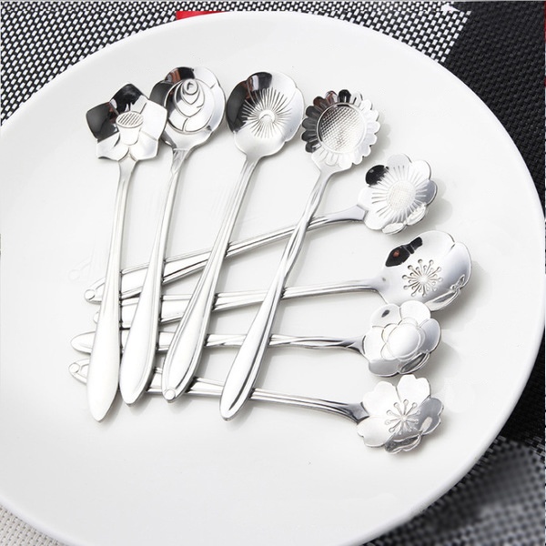 https://rs.apolloboxassets.com/images/sku1868-Creative-Flowers-Pattern-Stainless-Steel-Stirring-Spoons/Array_3.jpg
