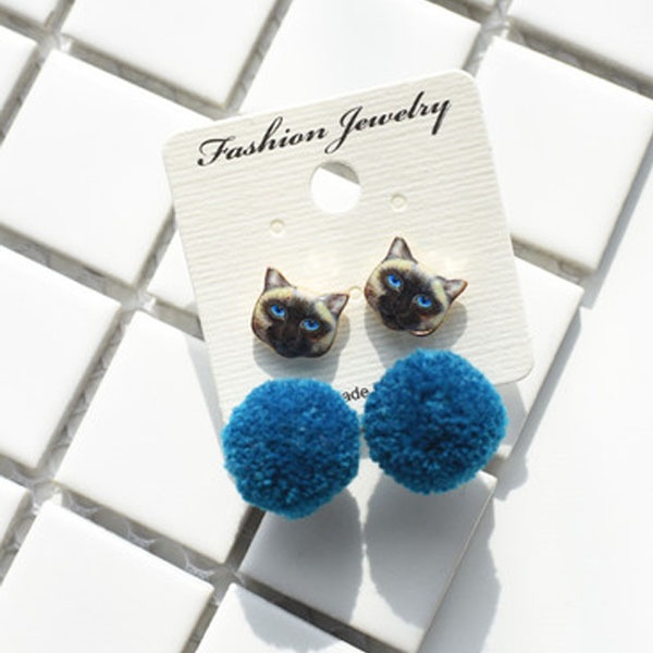 Kitten Pom Pom Earrings - ApolloBox