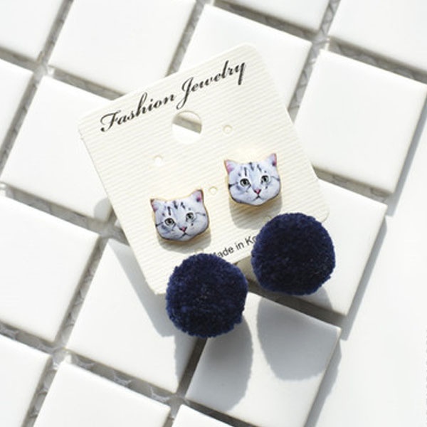 Kitten Pom Pom Earrings - ApolloBox