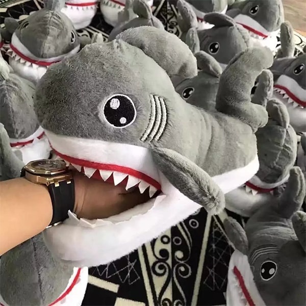 totes shark slippers
