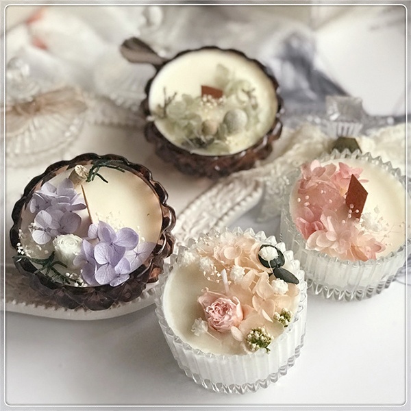 Preserved Flower Aromatherapy Candles from Apollo Box