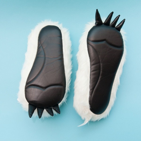 Slippers Slides & Socks