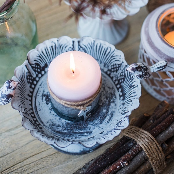 Black Rose Tealight Candle Holder - ApolloBox